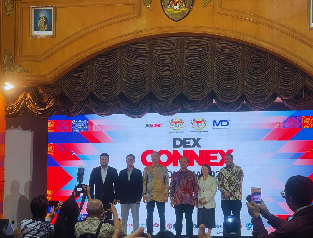 FiQir Team at DEX Connex Panel